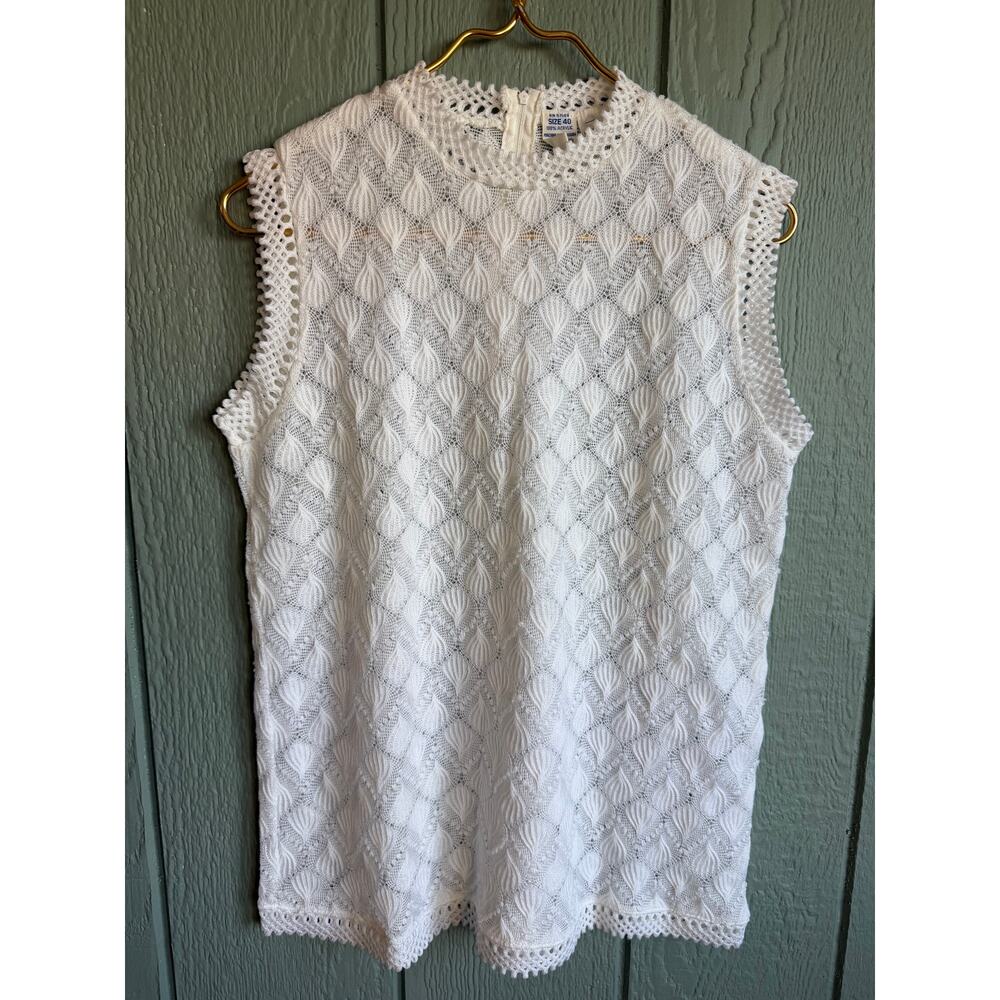 Vintage 1970s White Sleeveless Knit Top, USA Size 40